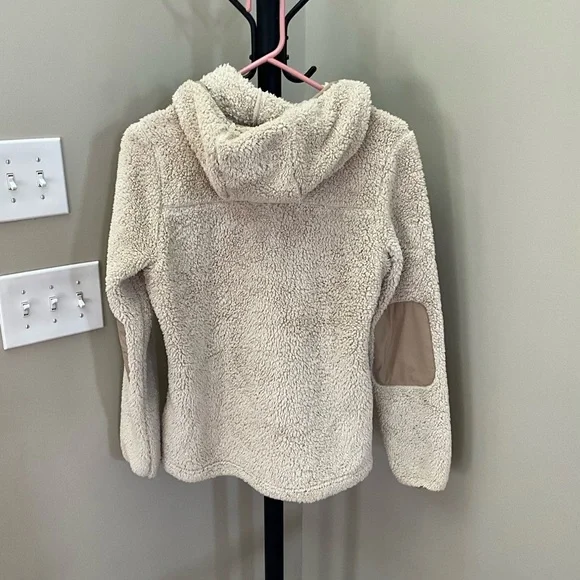 The North Face Cream Sherpa Sweatshirt with Hood - Picture 3 of 3